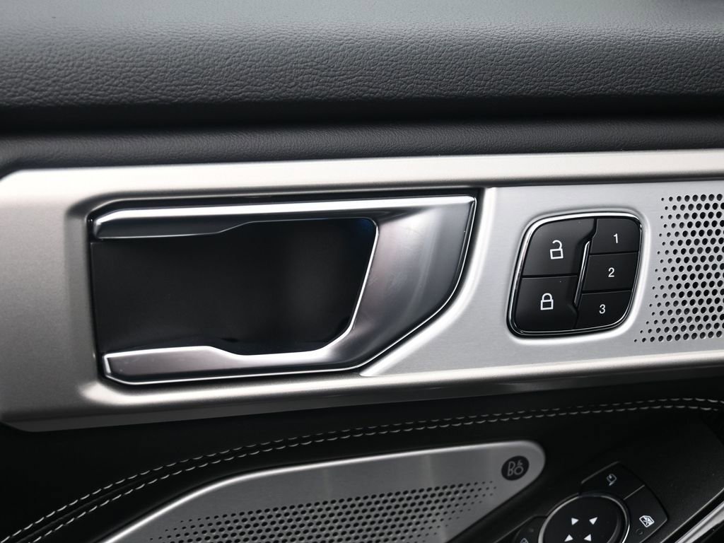 Used 2024 Ford Explorer ST w/ Equipment Group 401A image 22