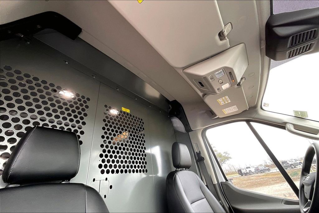 Used 2024 Ford Transit 150 148 Medium Roof RWD image 24