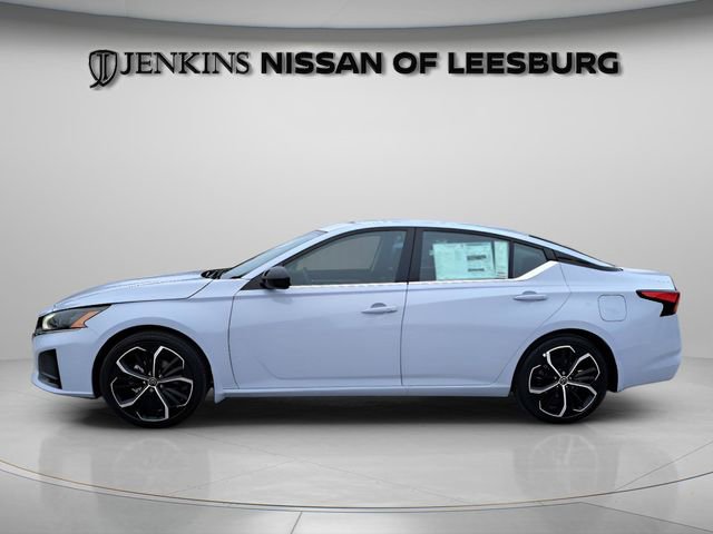 New 2025 Nissan Altima 2.5 SR w/ SR Premium Package image 7