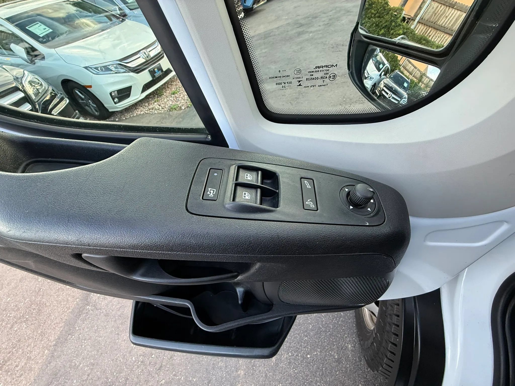 Used 2020 RAM ProMaster 2500 FWD image 26