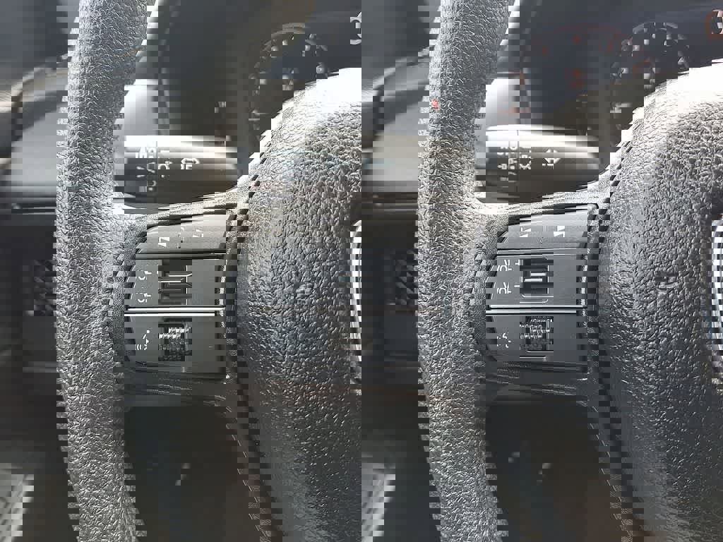 Certified 2025 Honda Accord SE image 17