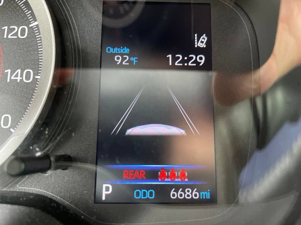 Used 2021 Toyota Corolla Hatchback FWD image 13