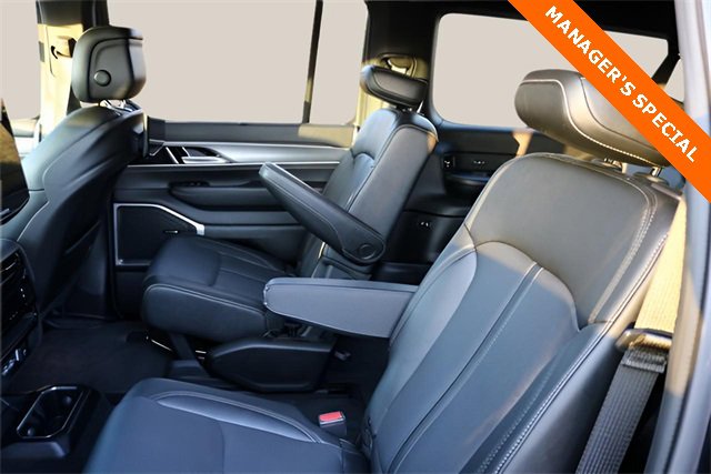 New 2025 Jeep Wagoneer L Series III w/ Rear Seat Video Group 1 image 12