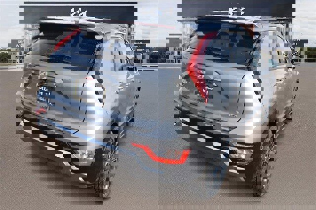 New 2025 Kia Niro EX Touring image 3