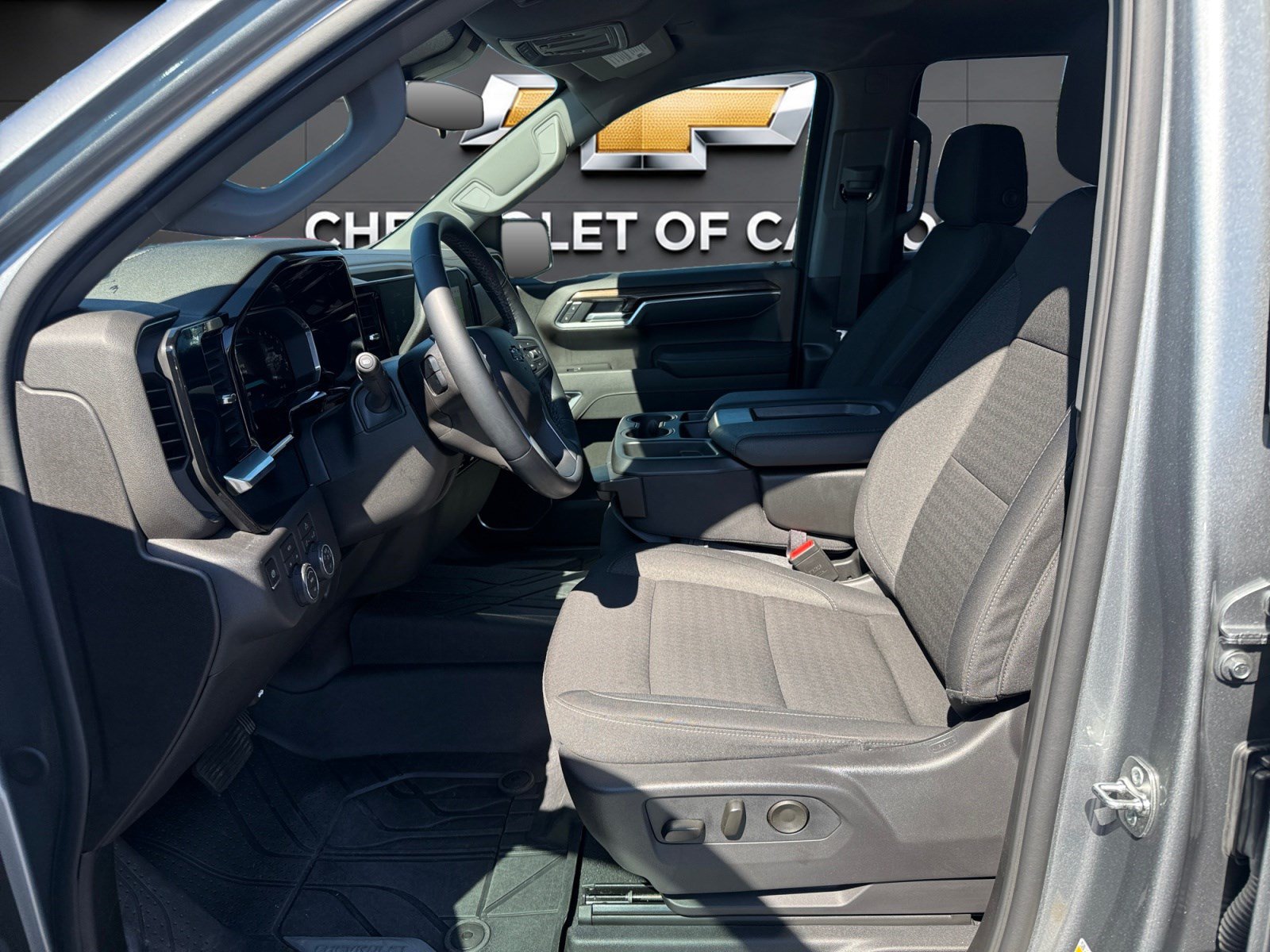 Used 2026 Chevrolet Silverado 1500 RST w/ RST Select Package AWD/4WD image 9