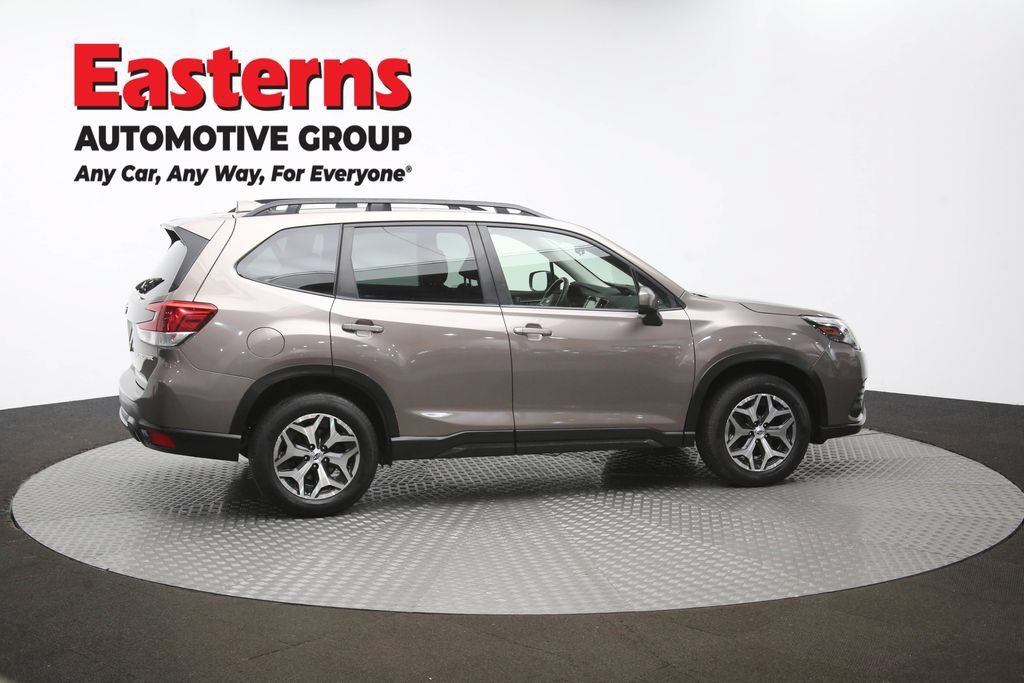 Used 2022 Subaru Forester Premium AWD/4WD image 48