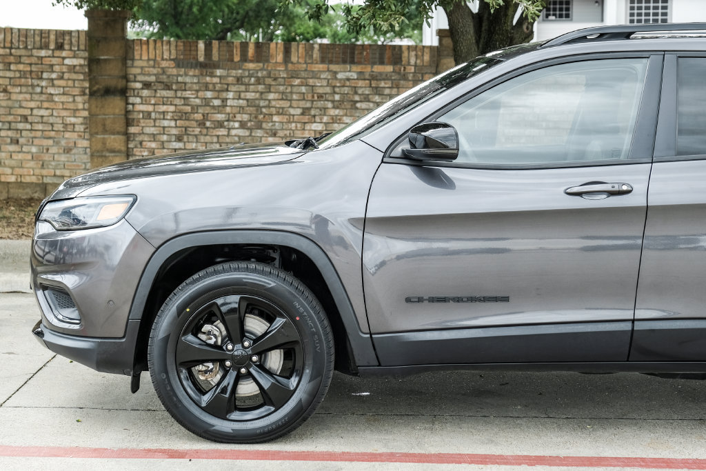 Used 2023 Jeep Cherokee Altitude Lux AWD/4WD image 21