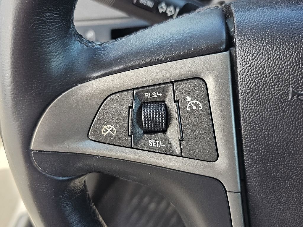 Used 2013 Buick LaCrosse Leather w/ Entertainment Package image 32