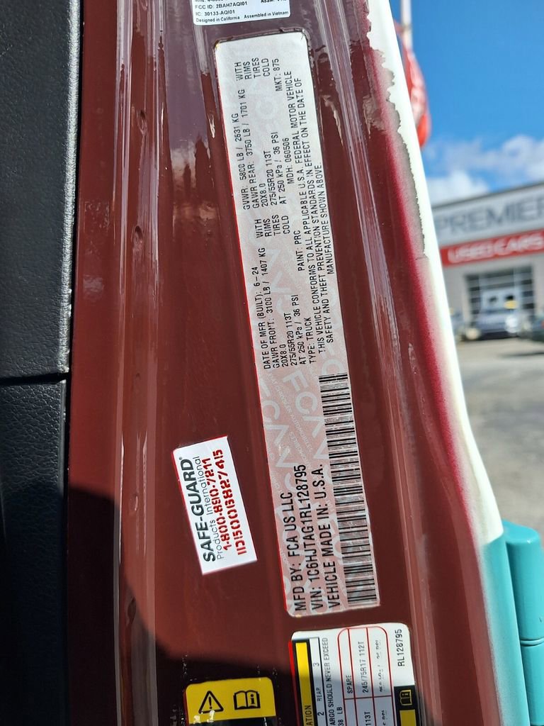 Used 2024 Jeep Gladiator Sport image 29