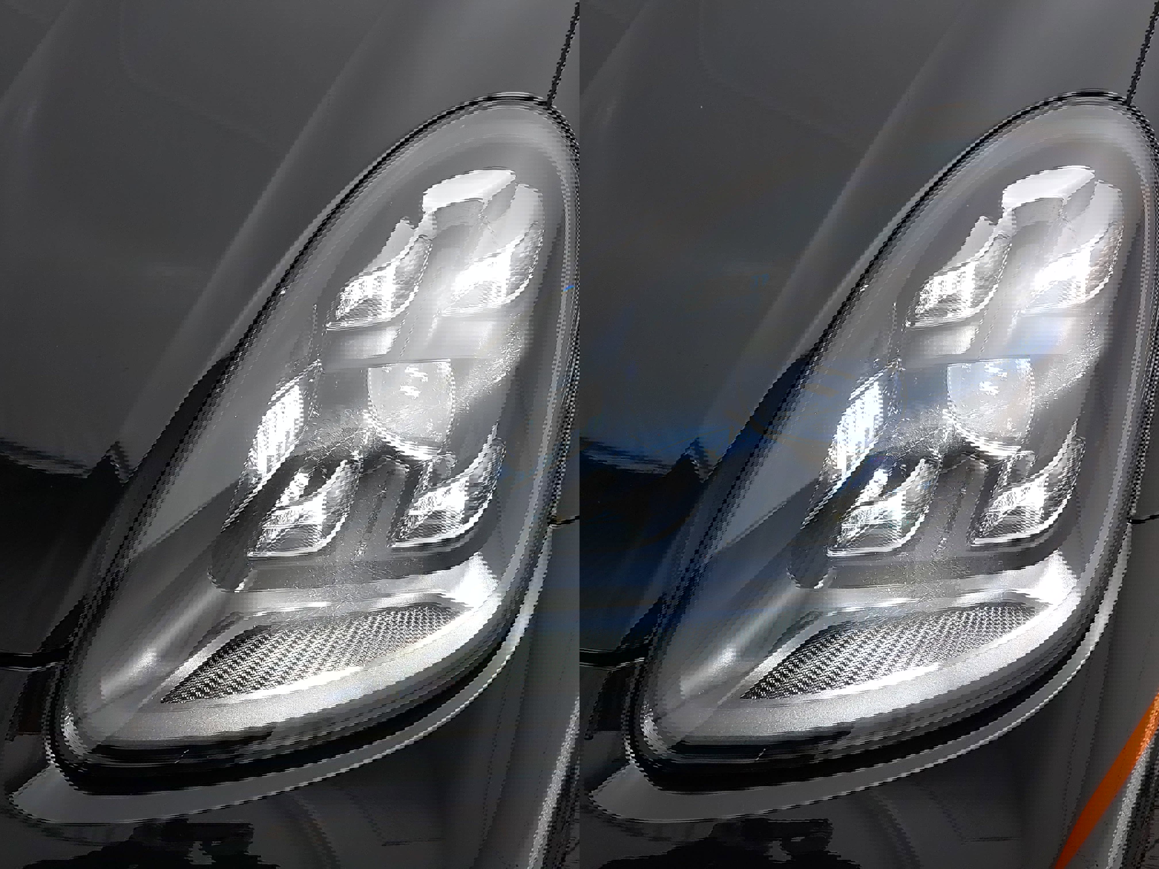 Used 2023 Porsche Cayenne Platinum Edition w/ Premium Package Plus image 34