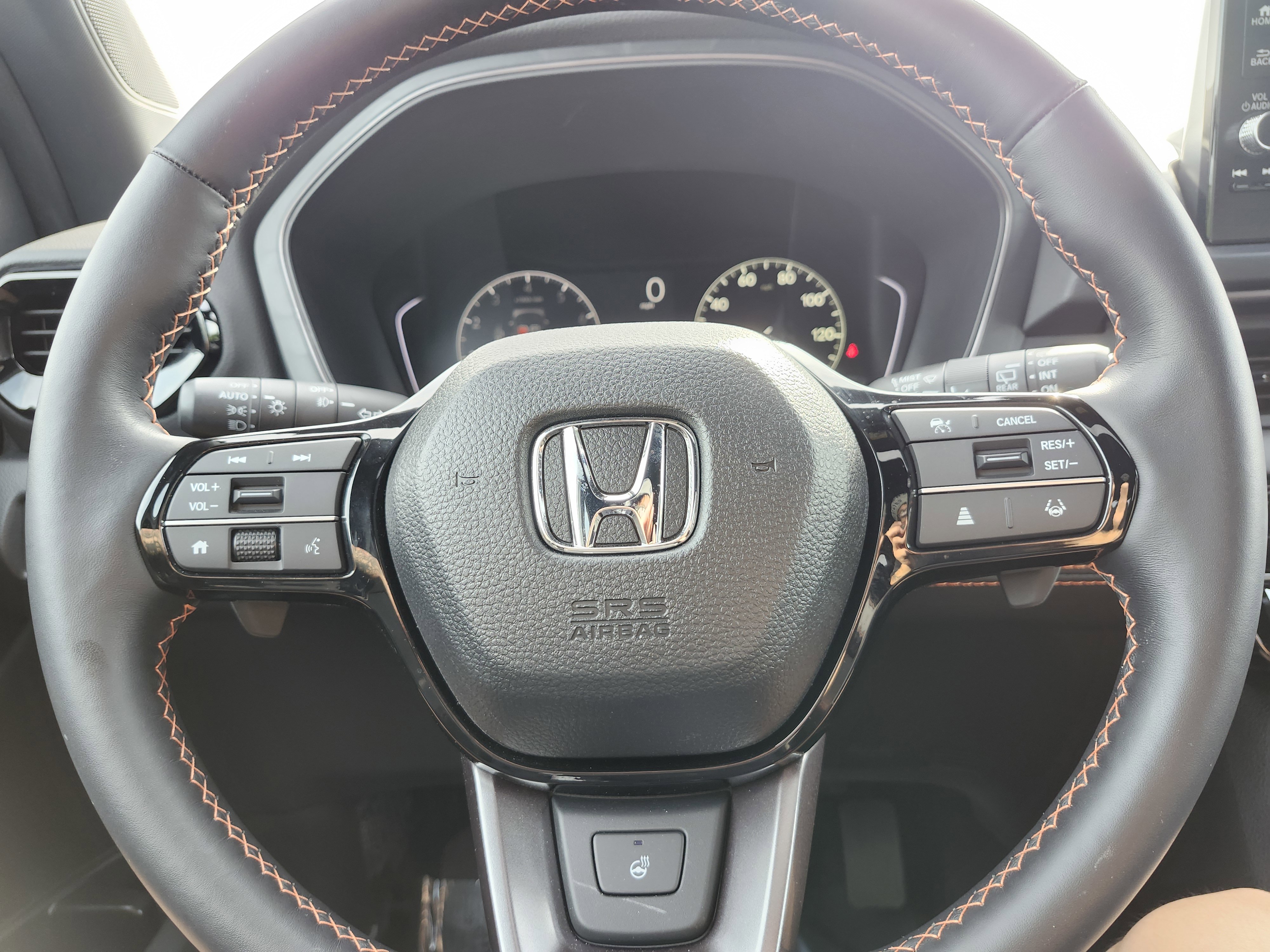 Used 2025 Honda Pilot TrailSport image 31