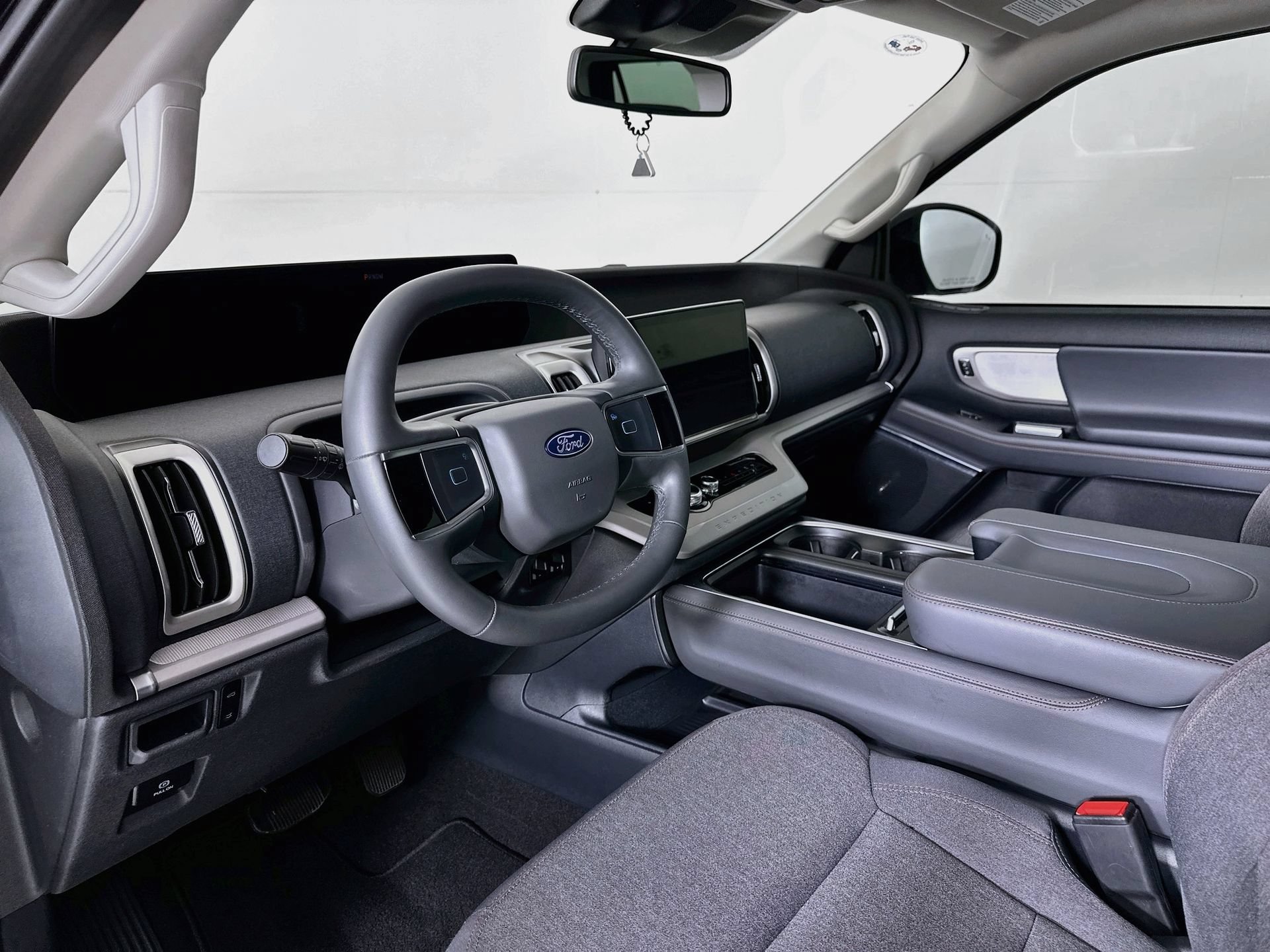 Used 2025 Ford Expedition Max Active RWD image 10