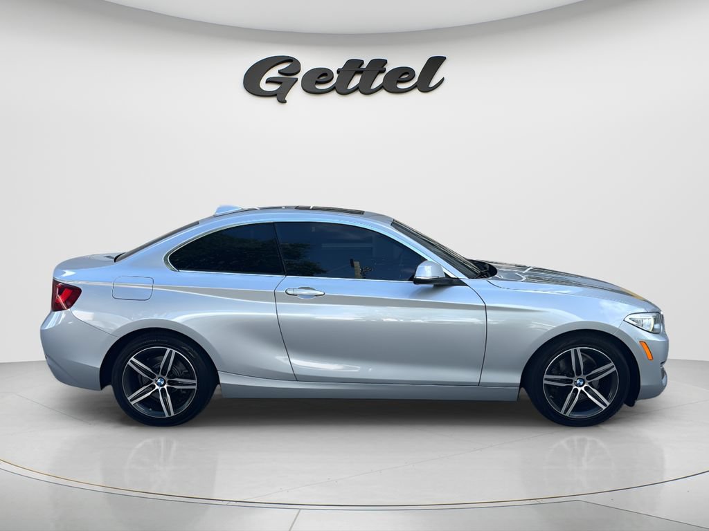 Used 2017 BMW 230i Coupe RWD image 4