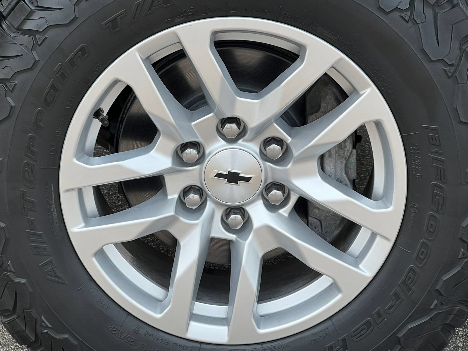 Certified 2020 Chevrolet Silverado 1500 RST w/ All-Star Edition AWD/4WD image 9