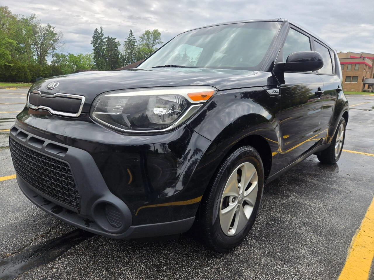 Used 2016 Kia Soul FWD image 1