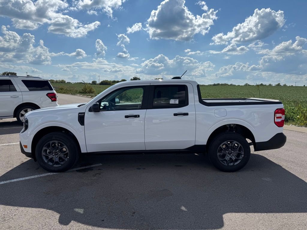 New 2025 Ford Maverick XLT w/ Equipment Group 301A image 38