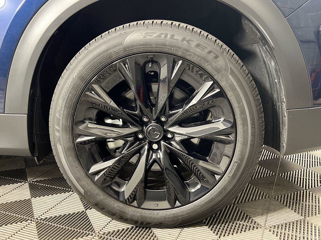 Certified 2025 MAZDA CX-90 Plug-In Hybrid w/Premium Sport image 38