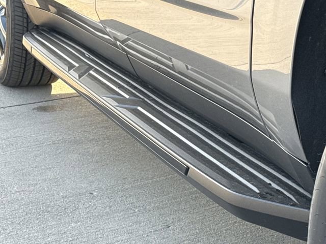 New 2026 Chevrolet Suburban RST w/ Comfort Package image 9