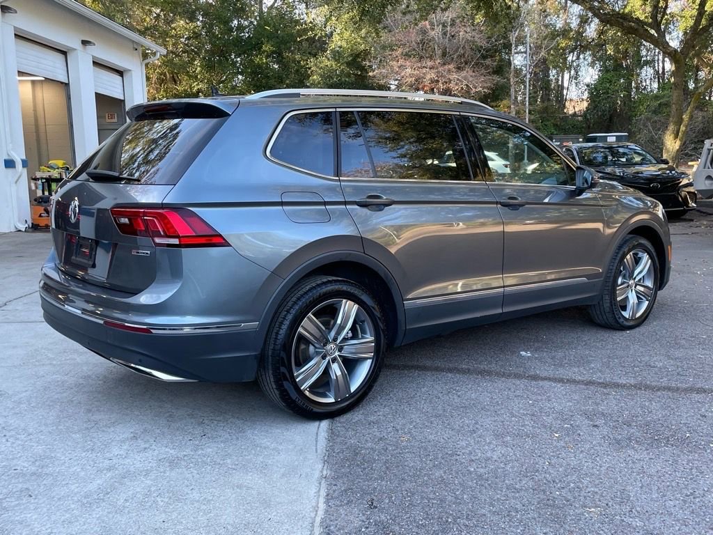 Used 2021 Volkswagen Tiguan SEL image 3