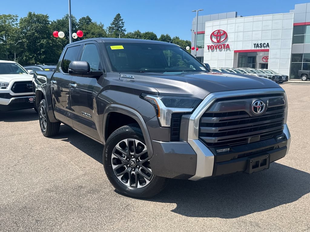 Used 2025 Toyota Tundra Limited AWD/4WD 360° Tour