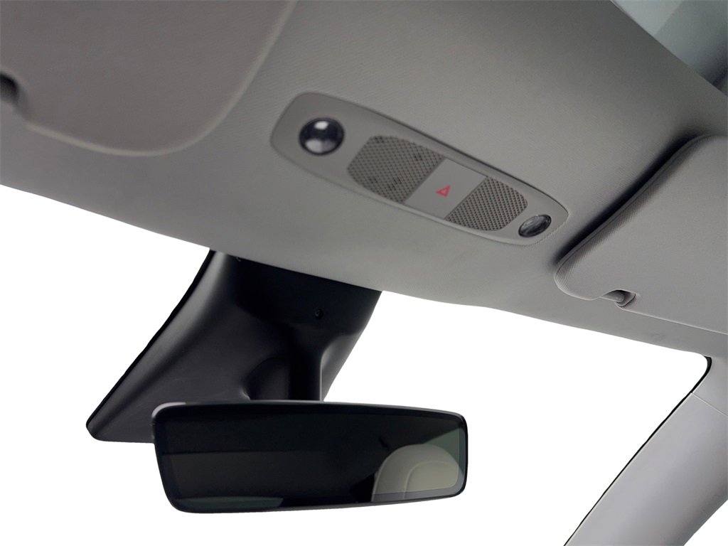 Used 2022 Tesla Model Y Long Range image 65