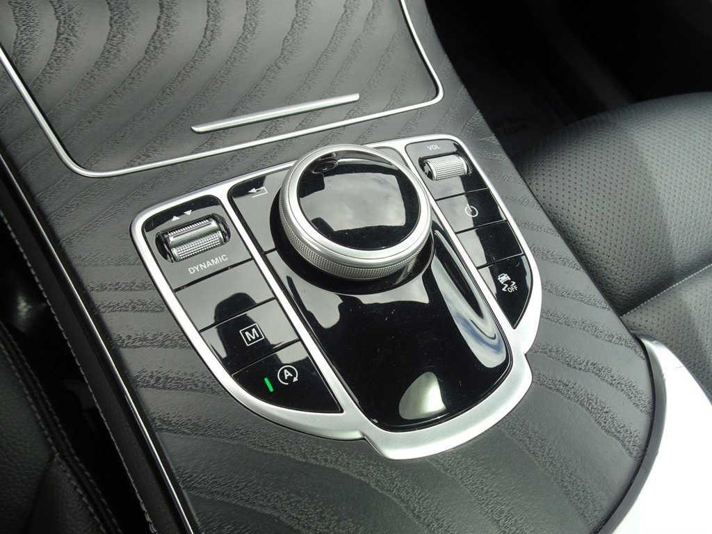 Used 2018 Mercedes-Benz GLC 300 4MATIC image 18