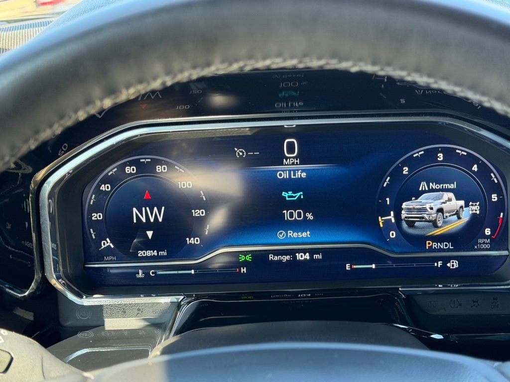 Used 2025 Chevrolet Silverado 2500 LT w/ Convenience Package image 25