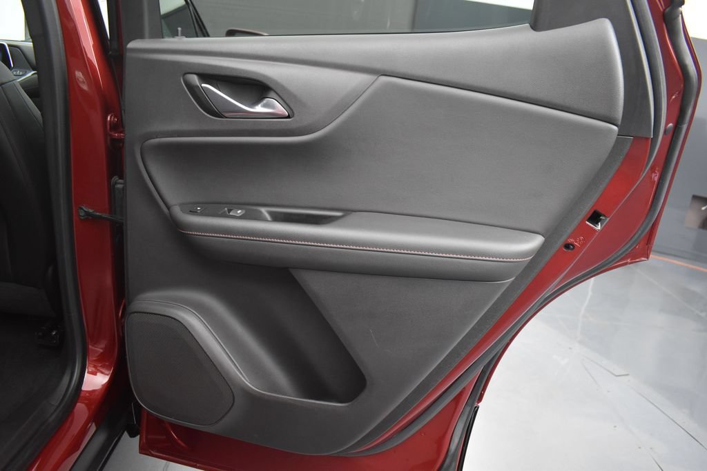 Used 2019 Chevrolet Blazer RS FWD image 32