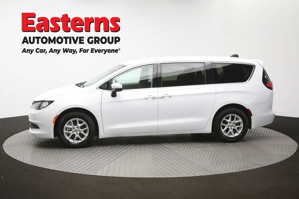 Used 2023 Chrysler Voyager LX FWD image 59
