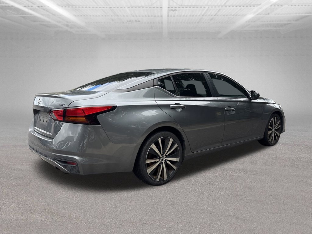 Used 2019 Nissan Altima 2.5 SR FWD image 3