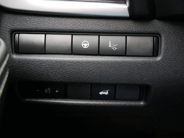 Certified 2023 Nissan Rogue Platinum w/ Platinum Premium Package AWD/4WD image 29