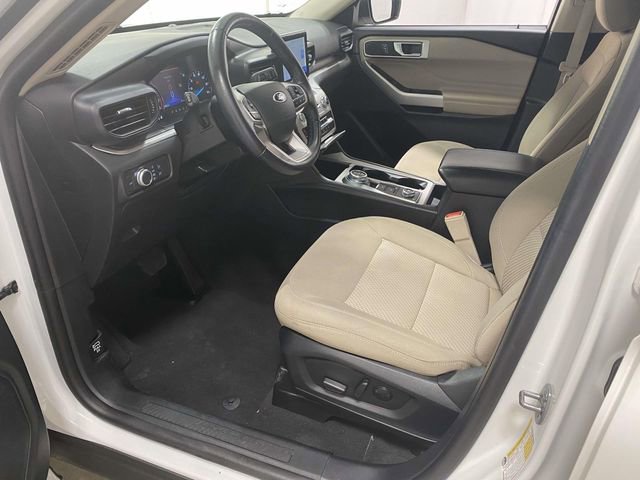 Used 2022 Ford Explorer XLT image 11