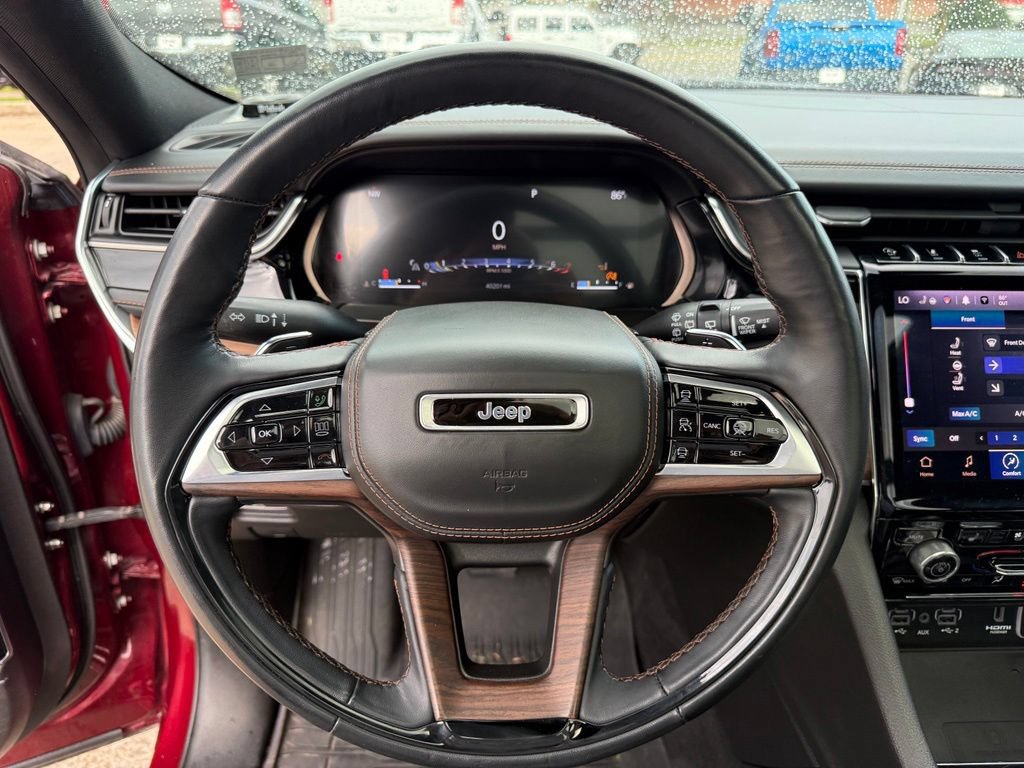 Used 2022 Jeep Grand Cherokee Summit w/ Adv Protech Group IV AWD/4WD image 14