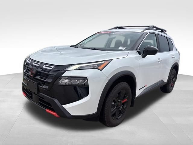 Used 2025 Nissan Rogue SV AWD/4WD image 6