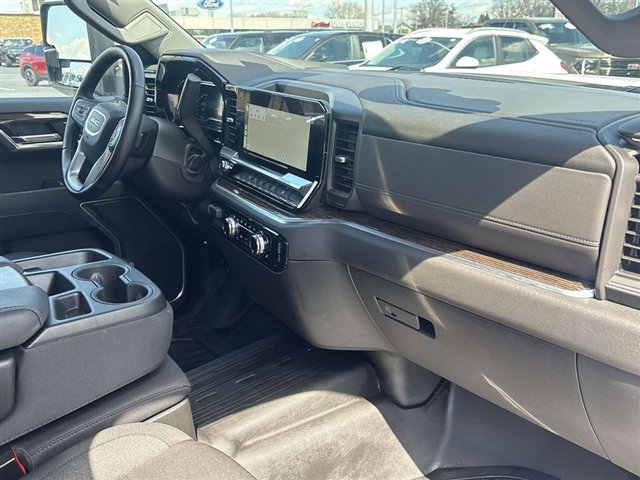 Used 2024 GMC Sierra 1500 Elevation w/ Max Trailering Package image 28