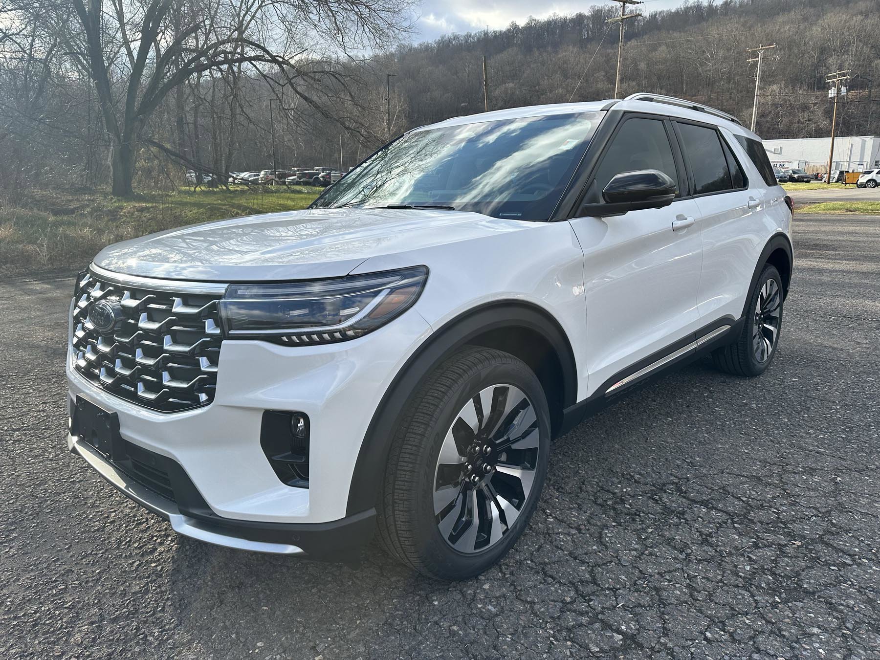 New 2026 Ford Explorer Platinum w/ LUX Leather Package image 2