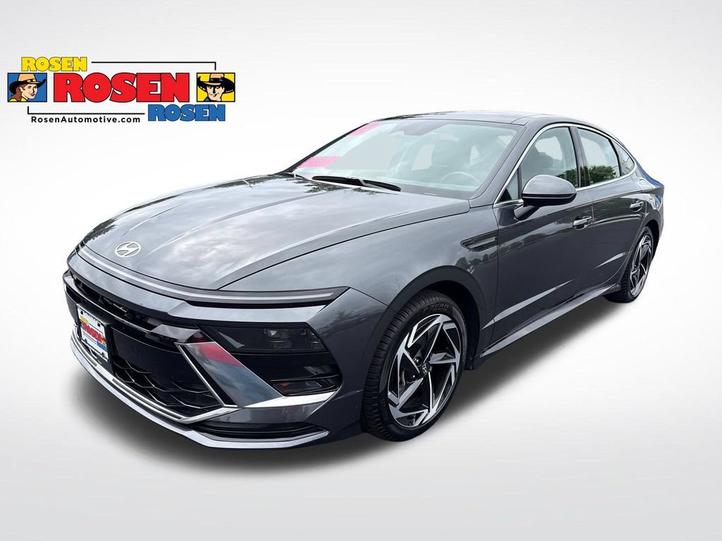 Used 2025 Hyundai Sonata SEL FWD image 1
