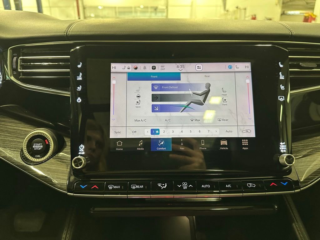 Used 2022 Jeep Wagoneer Series III w/ Premium Group I image 22