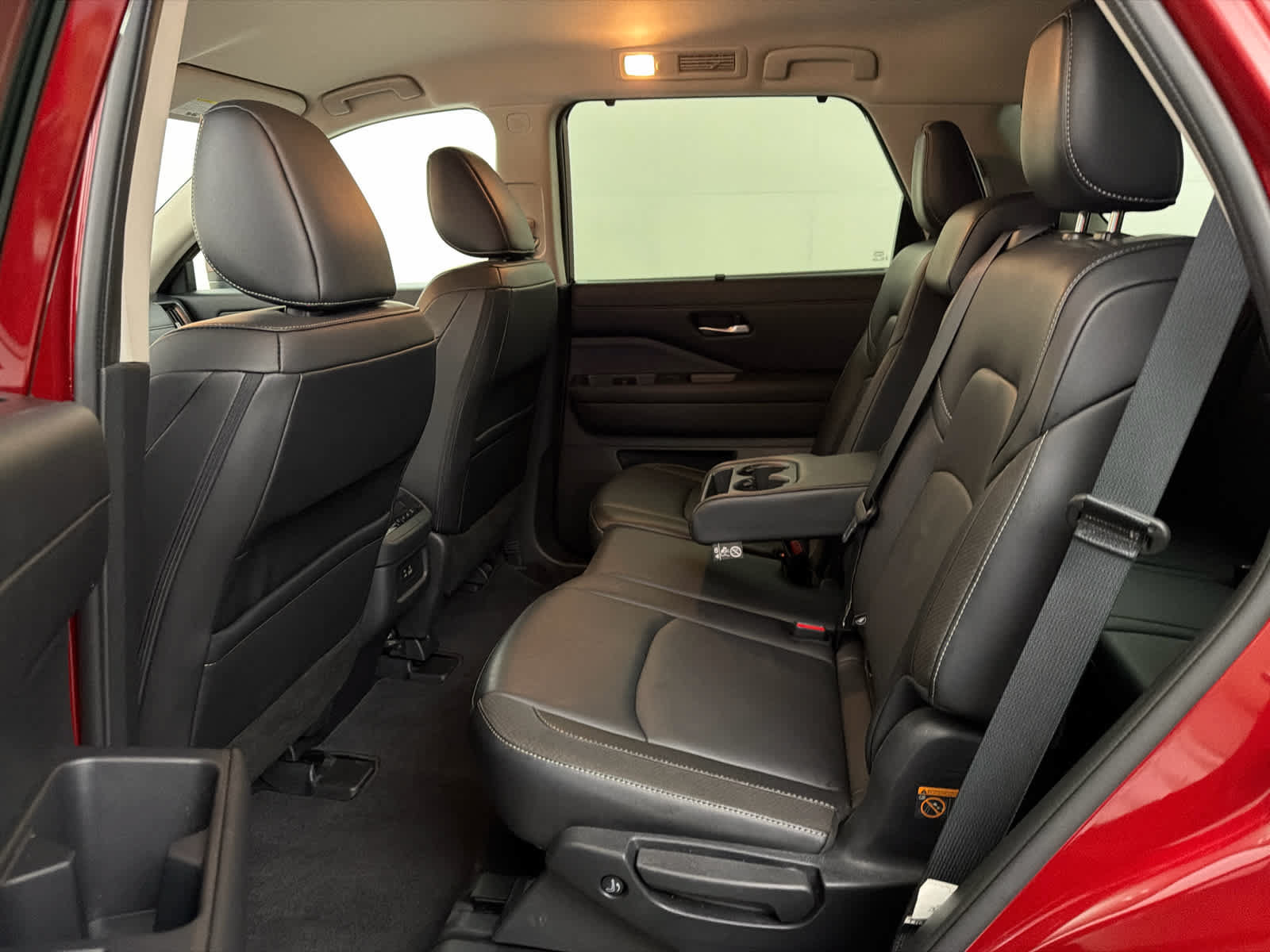 Certified 2024 Nissan Pathfinder SL FWD image 16
