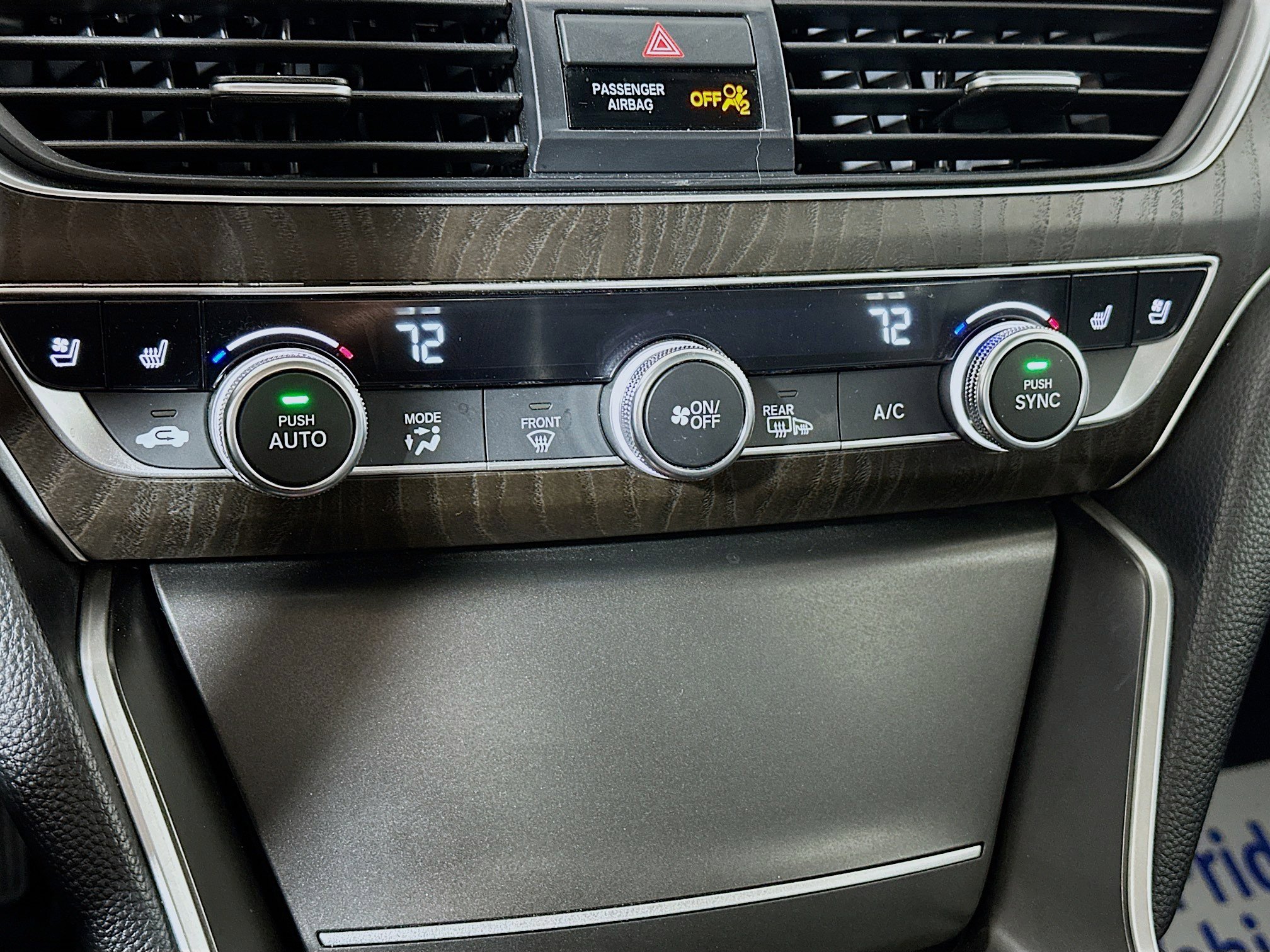 Used 2021 Honda Accord Touring image 18