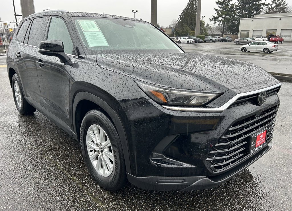 Certified 2025 Toyota Grand Highlander AWD image 3
