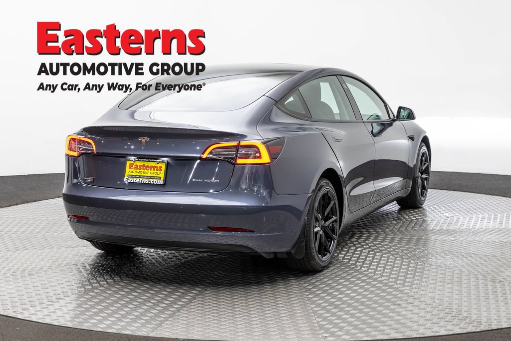 Used 2022 Tesla Model 3 Long Range AWD/4WD image 5