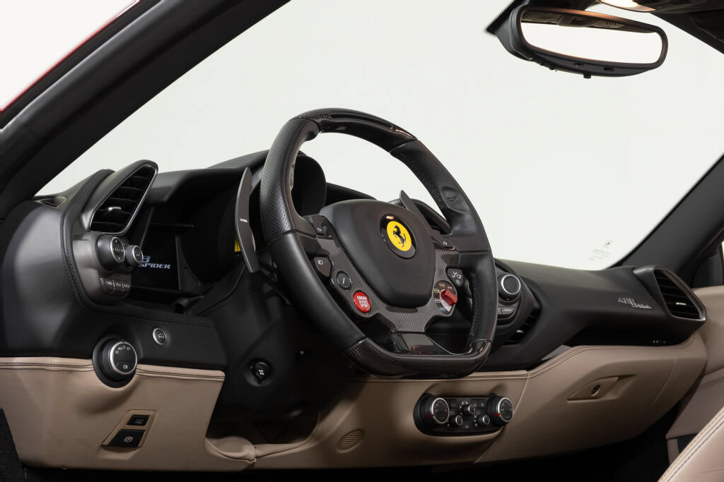 Used 2019 Ferrari 488 Spider RWD image 30