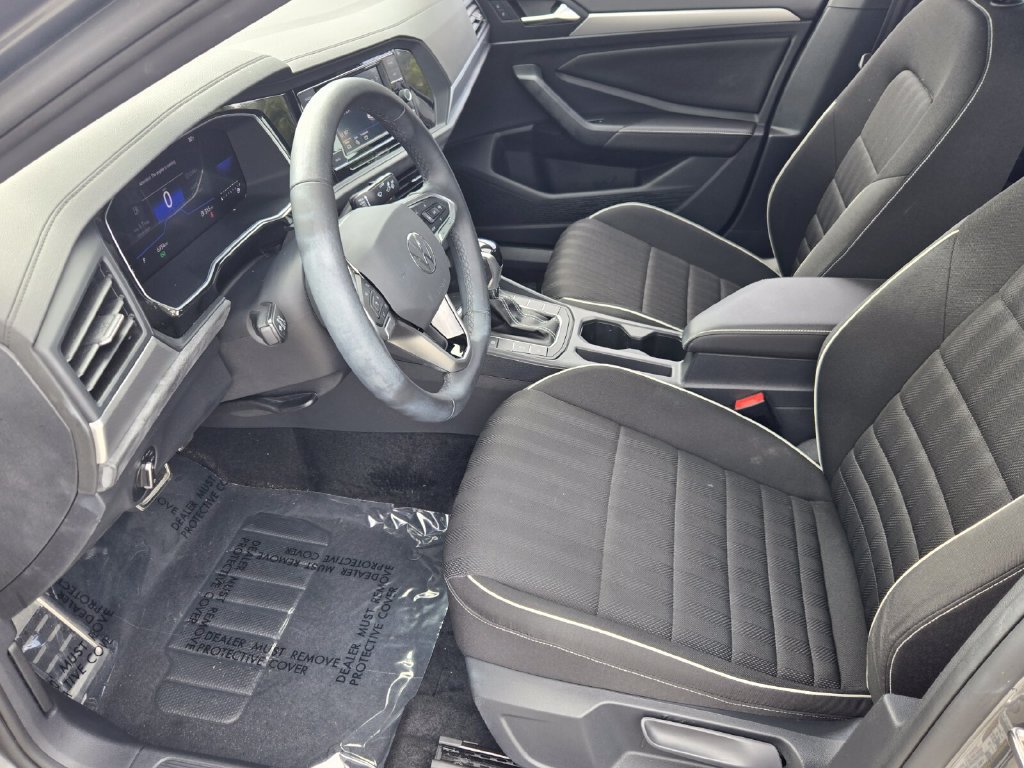 Certified 2024 Volkswagen Jetta Sport FWD image 10