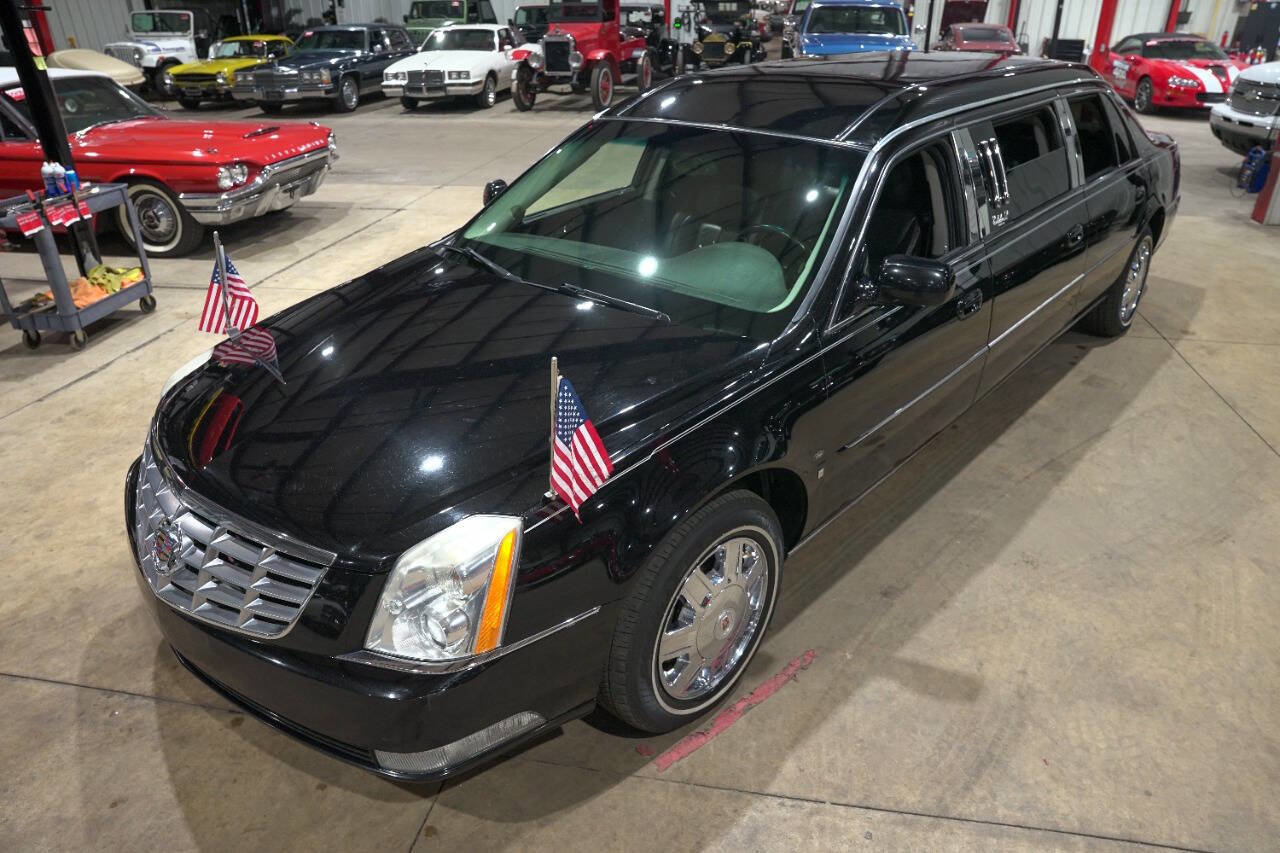 Used 2008 Cadillac DTS Limousine FWD image 15