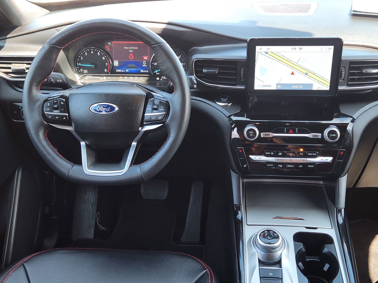 Used 2024 Ford Explorer ST-Line w/ Class IV Trailer Tow Package image 30