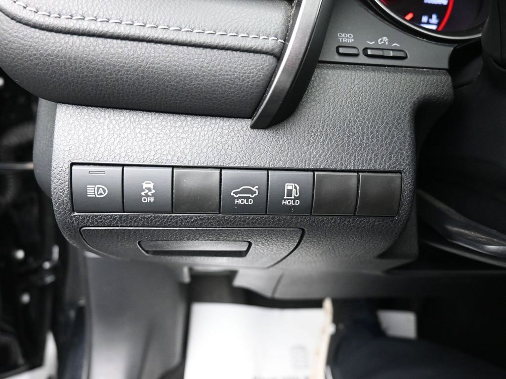 Used 2023 Toyota Camry XSE image 21