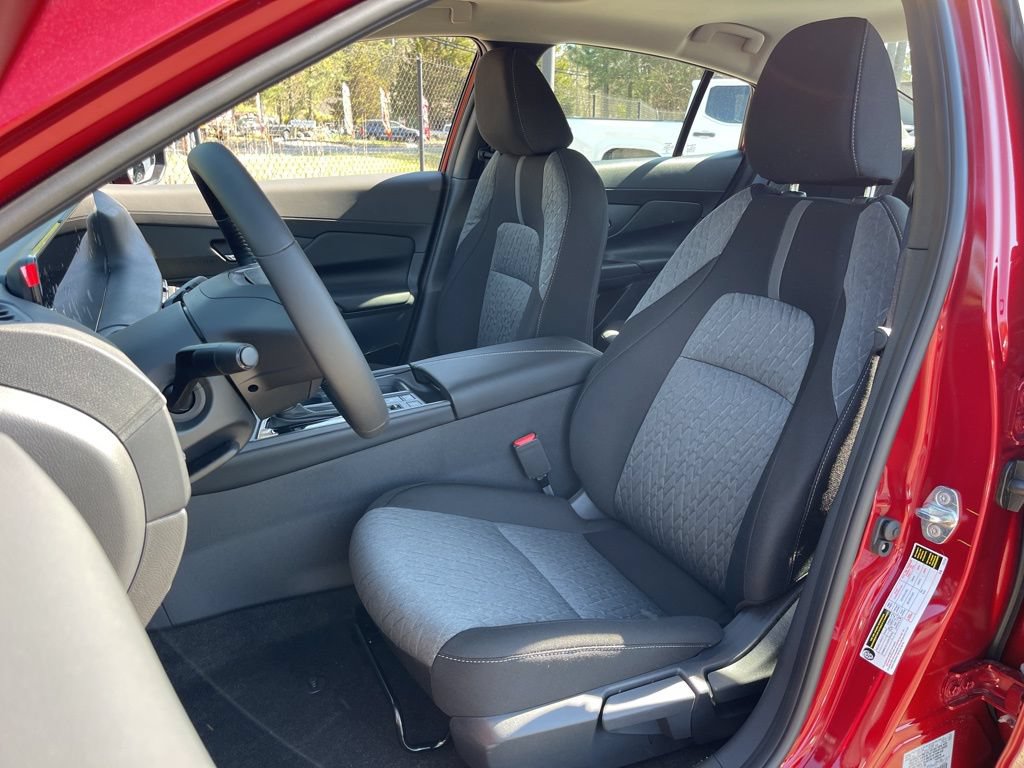 New 2026 Nissan Sentra SV w/ SV Convenience Package FWD image 16