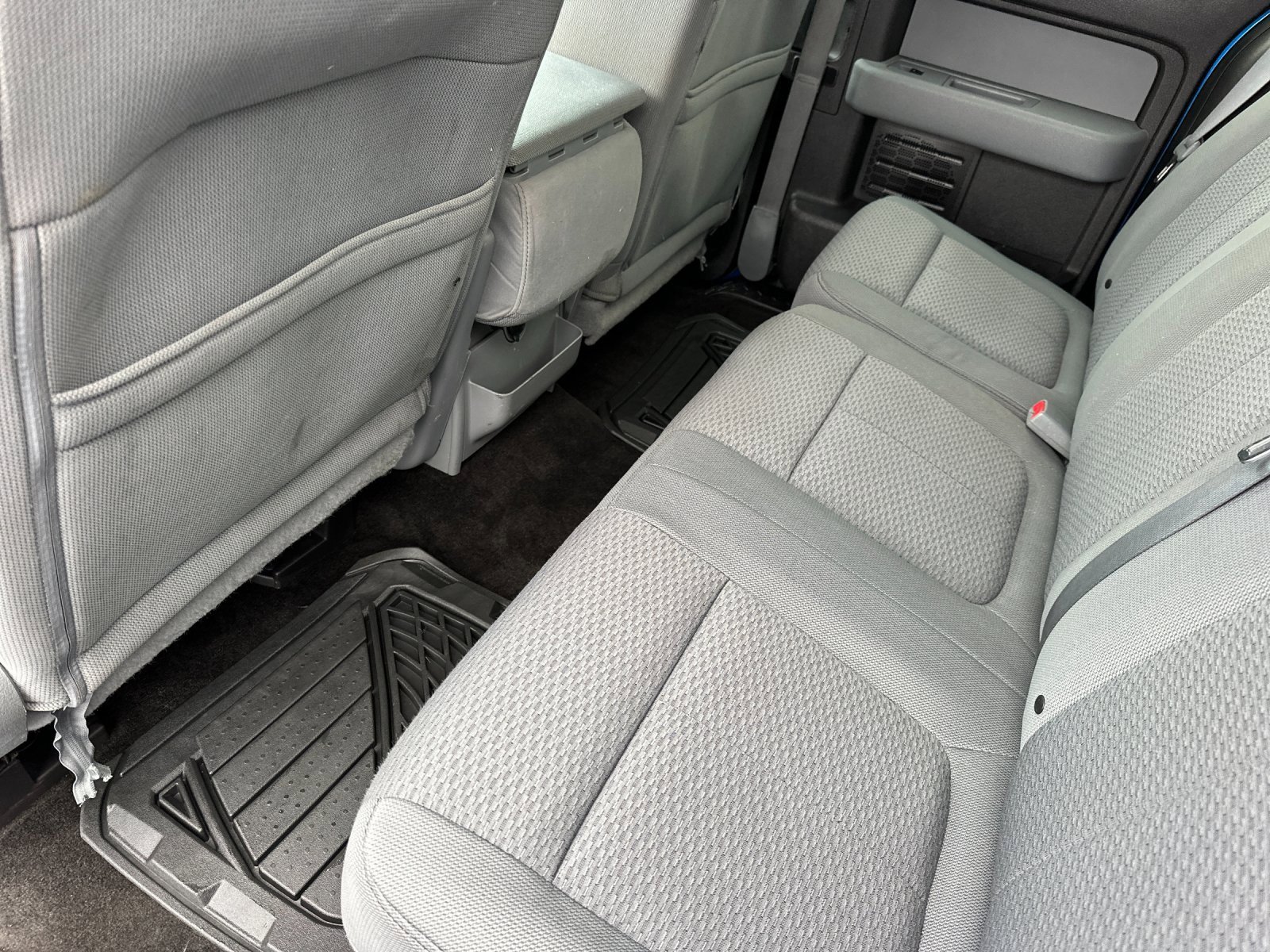 Used 2014 Ford F150 XLT w/ XLT Chrome Package image 12