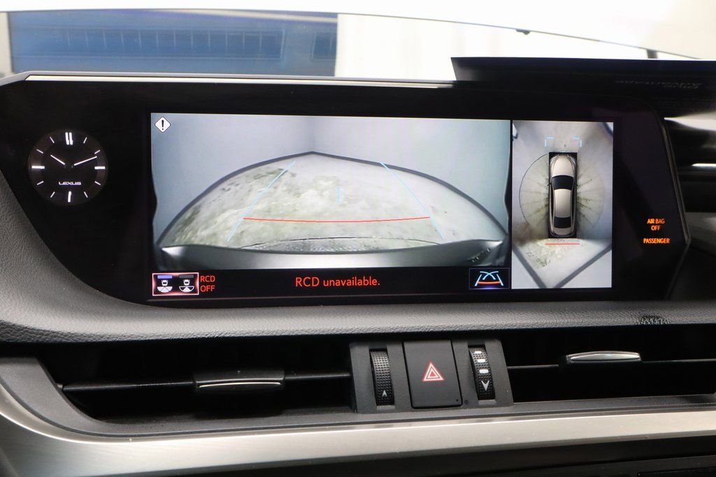 Used 2019 Lexus ES 350 Luxury image 2